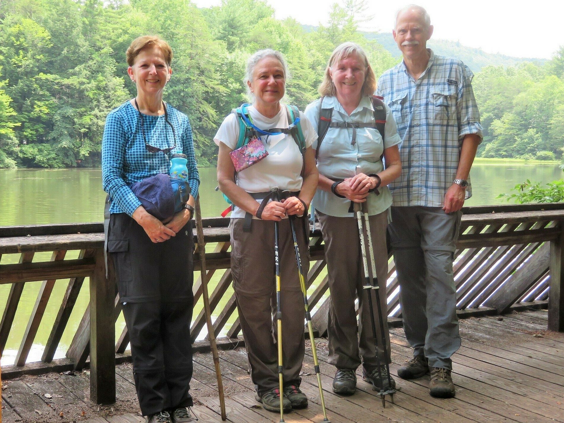 Today's Hikers (L-R): Jenny, Christine, Angela & Mike