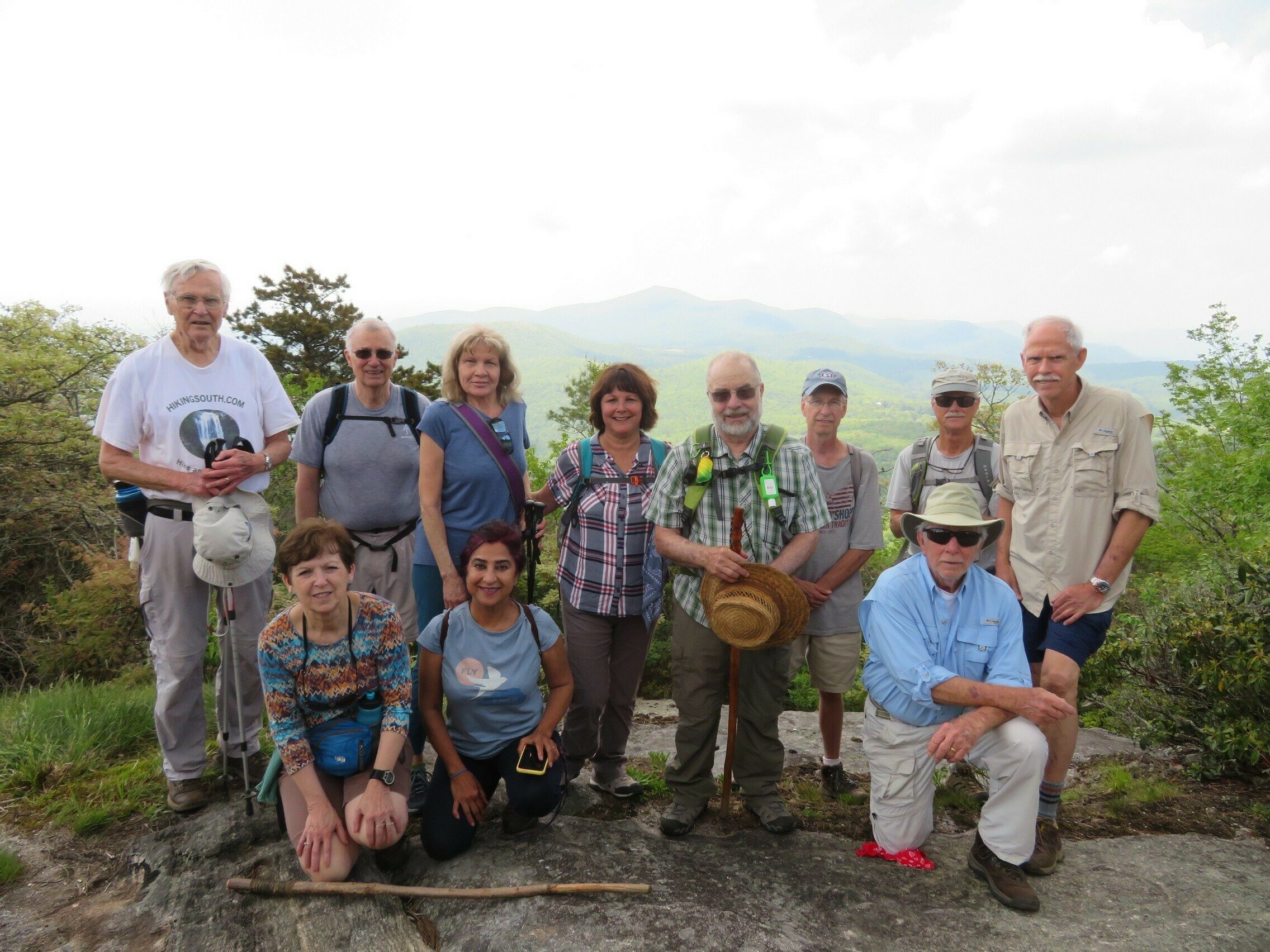 Today's Hikers (L-R): Dick, Jenny, Ray, Patti, Trushna, Lynn, Gary, Edwin, Jim, Vic & Mike
