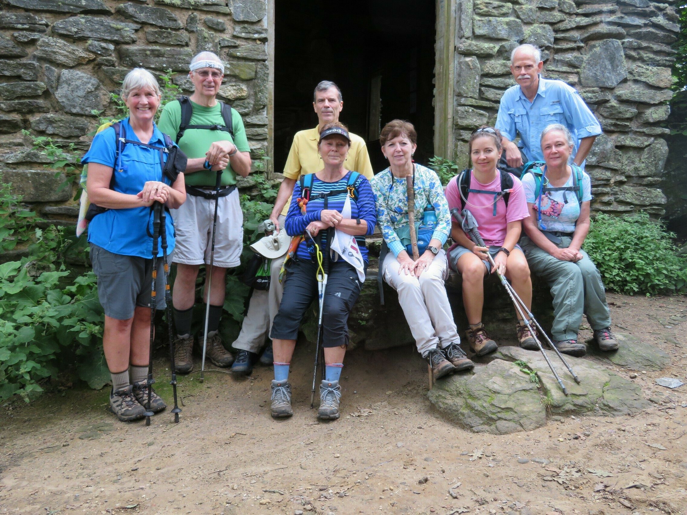 Today's Hikers (L-R): Linda, Ray, Gerald, Renee, Jenny, Heather, Mike & Christine