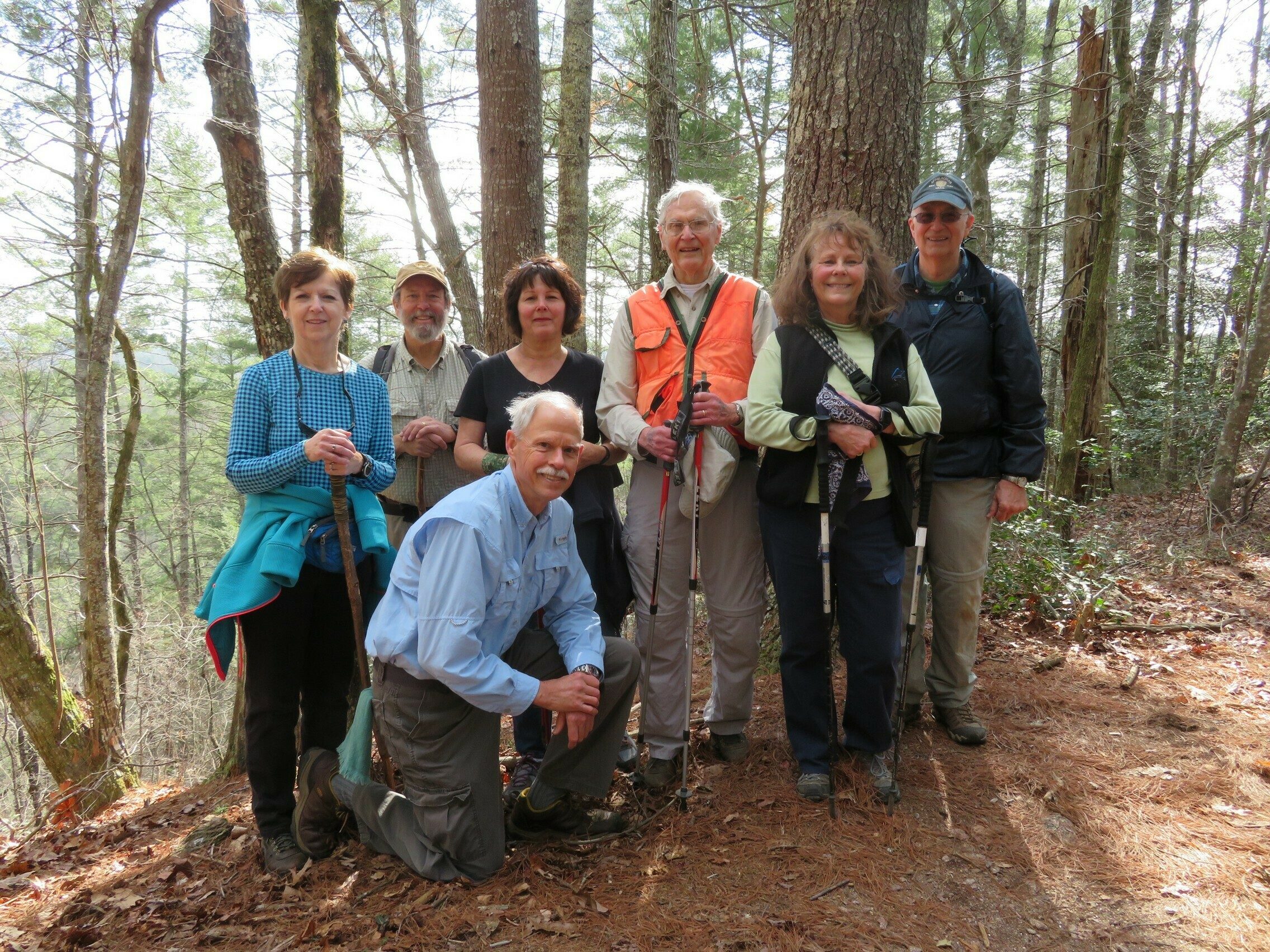 Today's Hikers: Jenny, Jack, Lynn, Mike, Dick, Renée & Ray
