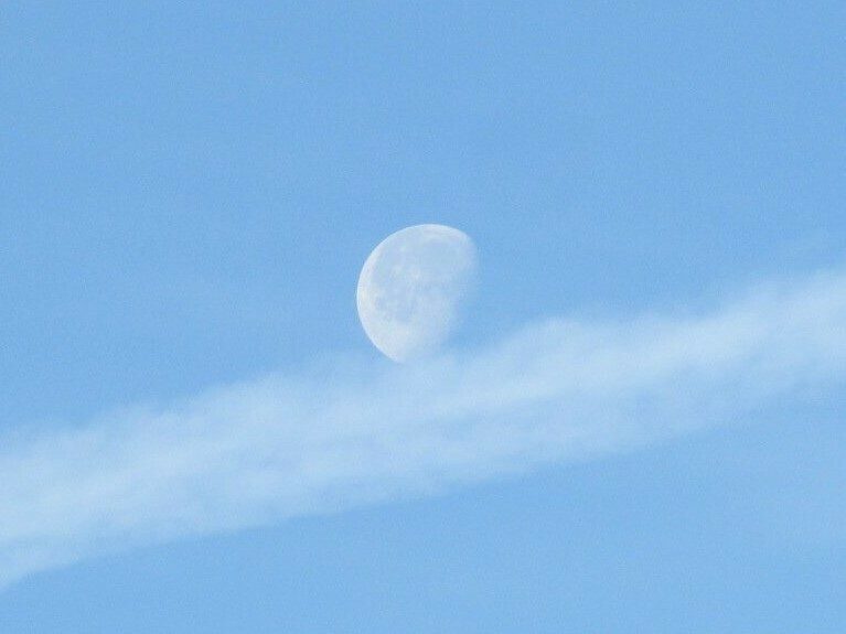 Waning moon photo caught by Dick Metzgar.