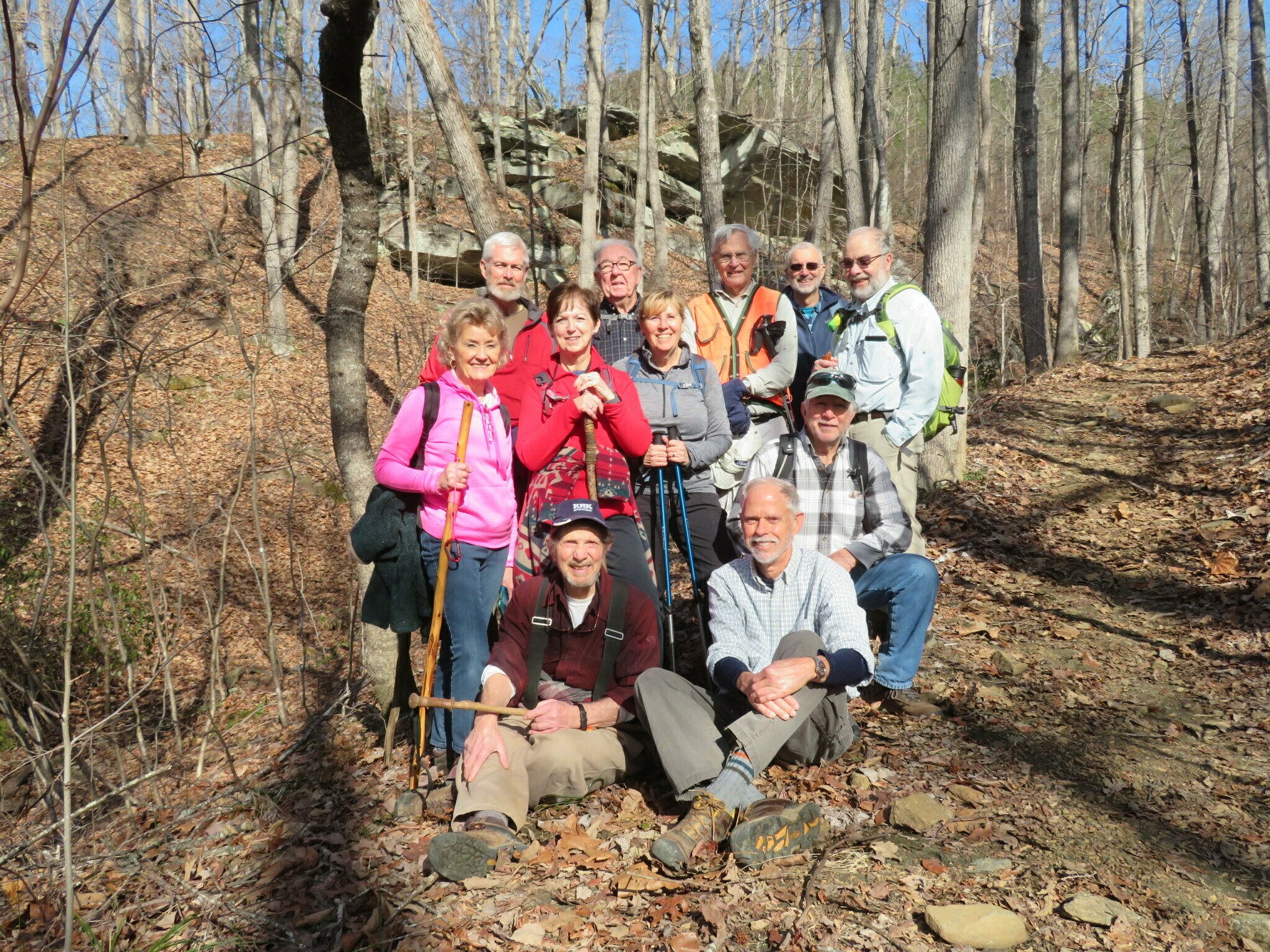 Today's Hikers (L-R): Beth, Dave, Jenny, Bruce, Tim, Lynn, Dick, Mike, Ray, Vic & Gary