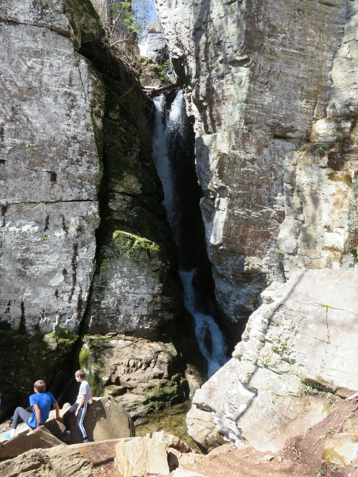 Another view of Raven Cliff Falls.