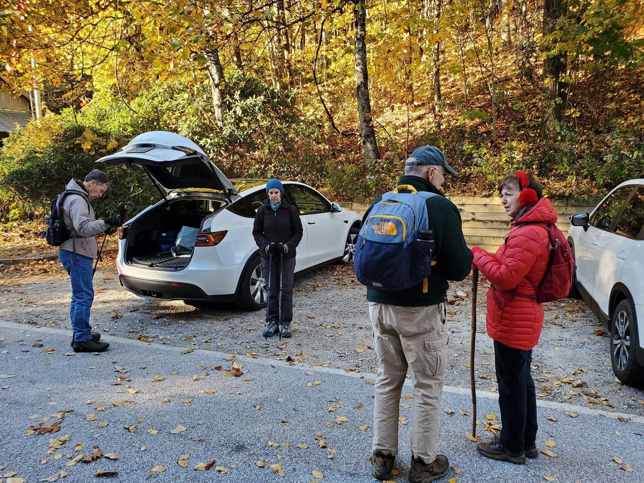 Getting ready at the Trading Post near the trailhead of the Springhouse Trail.  It was cold.