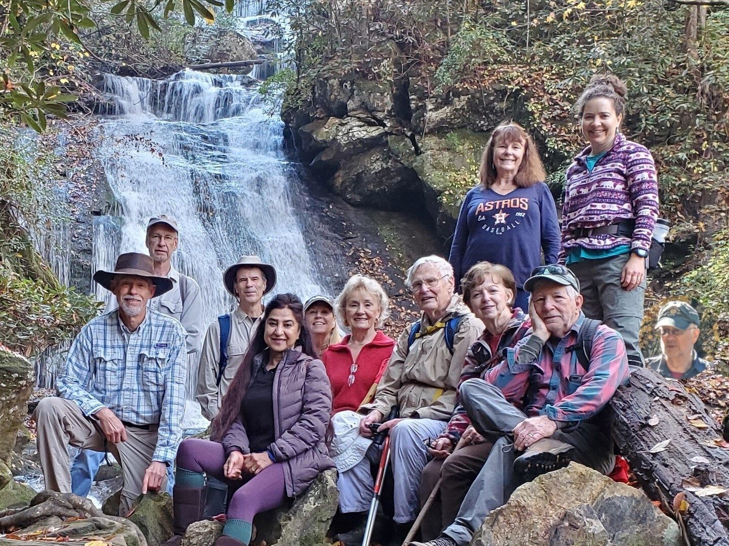 Today's hikers (L-R) Back: Edwin, Gerald, Lynn, Renee & Heather; Front: Mike, Trushna, Beth, Dick, Jenny, Vic & Ray