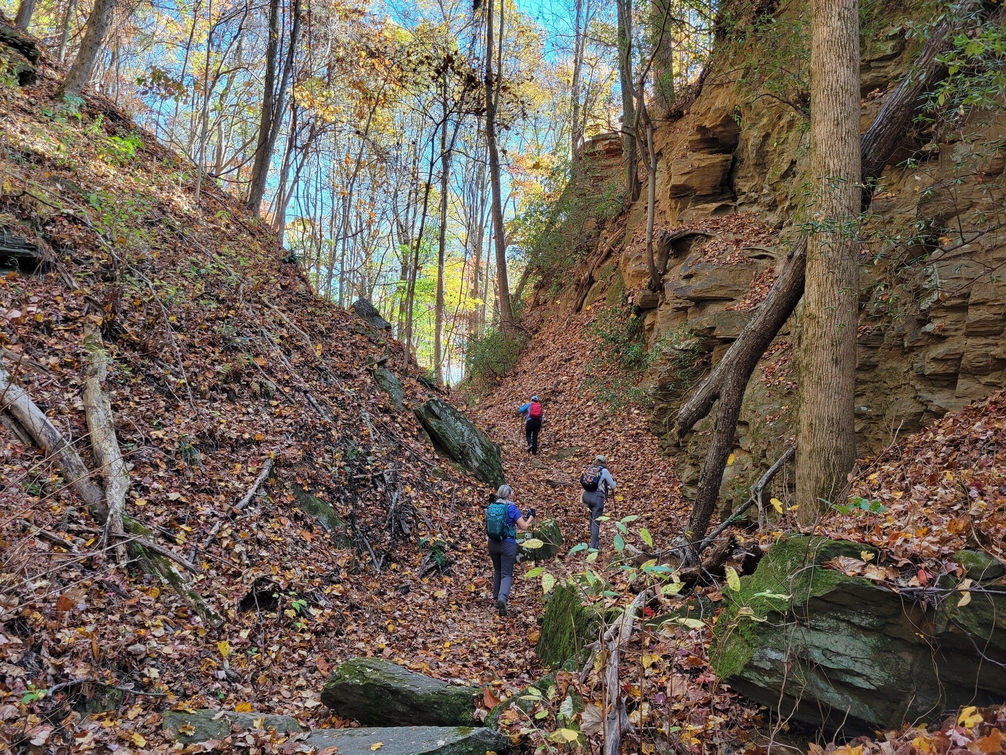 Some dramatic cuts were made to facilitate the railroad.