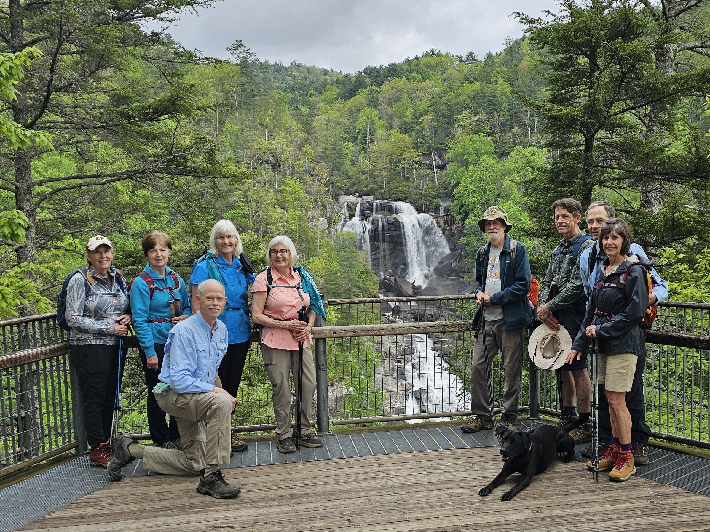 Today's Hikers (L-R): Lynn, Jenny, Mike, Linda, Pam, Matt & Toby, Gregg, Charles & Beth