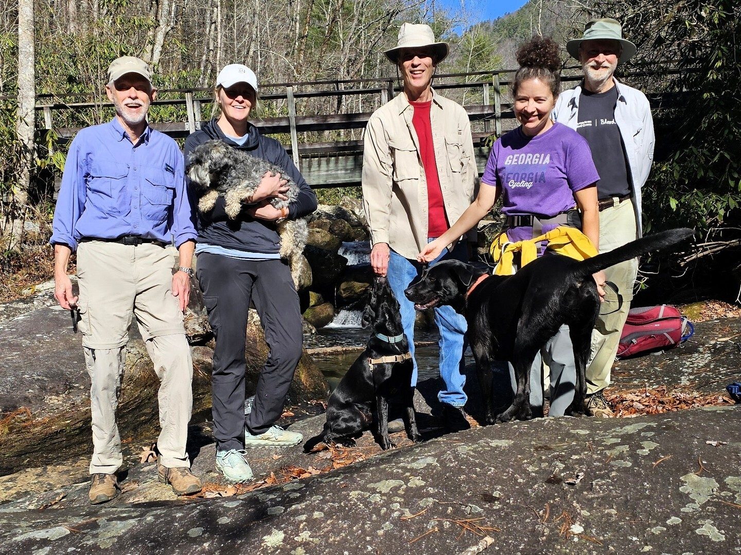 Today's hikers: Mike, Page & Bear, Gerald, Heather & Toby and Matt & Toby.